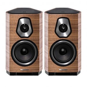 Sonus Faber Sonetto I Bookshelf Speakers studio shot